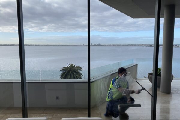 Perth swan river apartment window cleaning